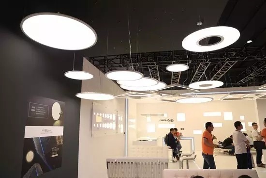 【LED平板凈化燈】的市場潛力無限 誰能抓住機遇？